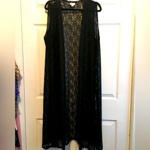 Lularoe “Shirley?” Black lace vest. Large